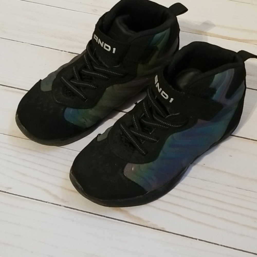 And1 size youth 11